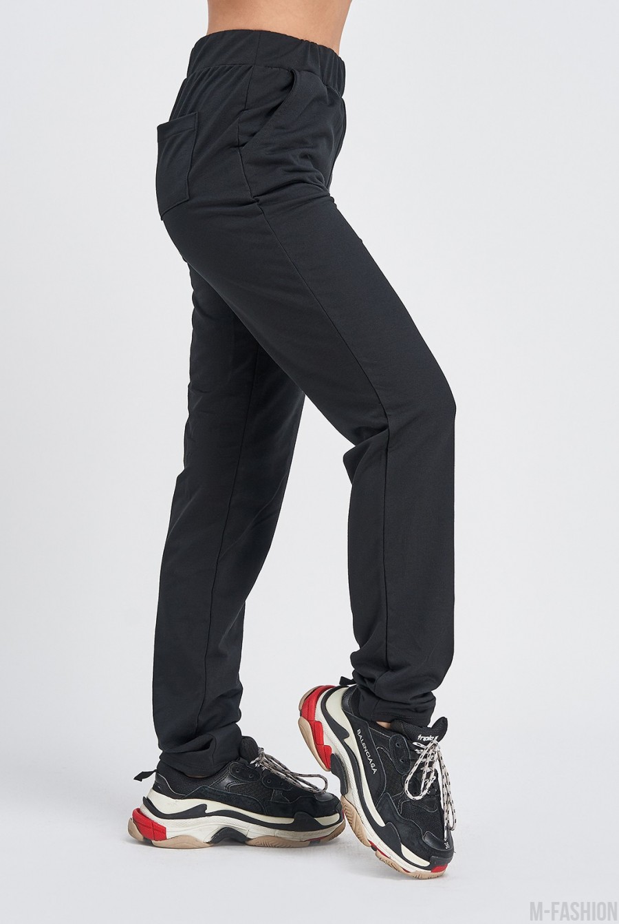 Черные штаны с карманами выполненные из трикотажа- Фото 3