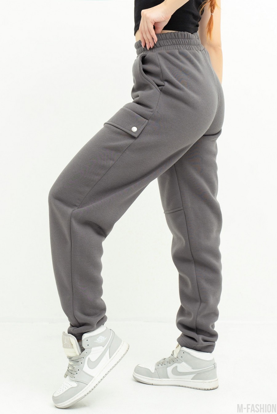 Серые теплые спортивные штаны с клапаном- Фото 2