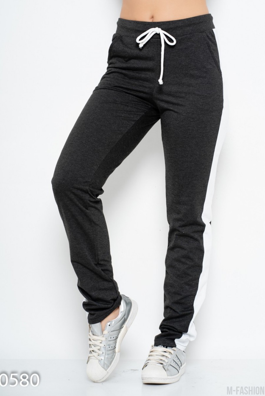 Темно-серые трикотажные спортивные штаны с вставками - Фото 1