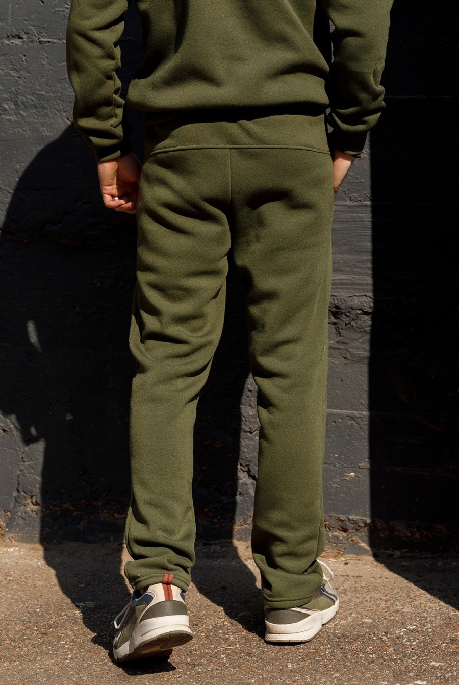 Утепленные штаны цвета хаки прямого кроя- Фото 3