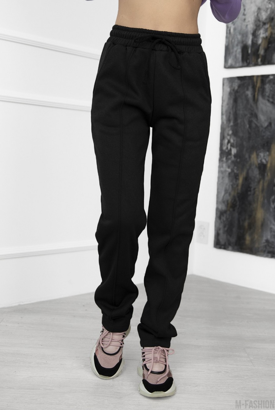Черные утепленные штаны со стрелками - Фото 1