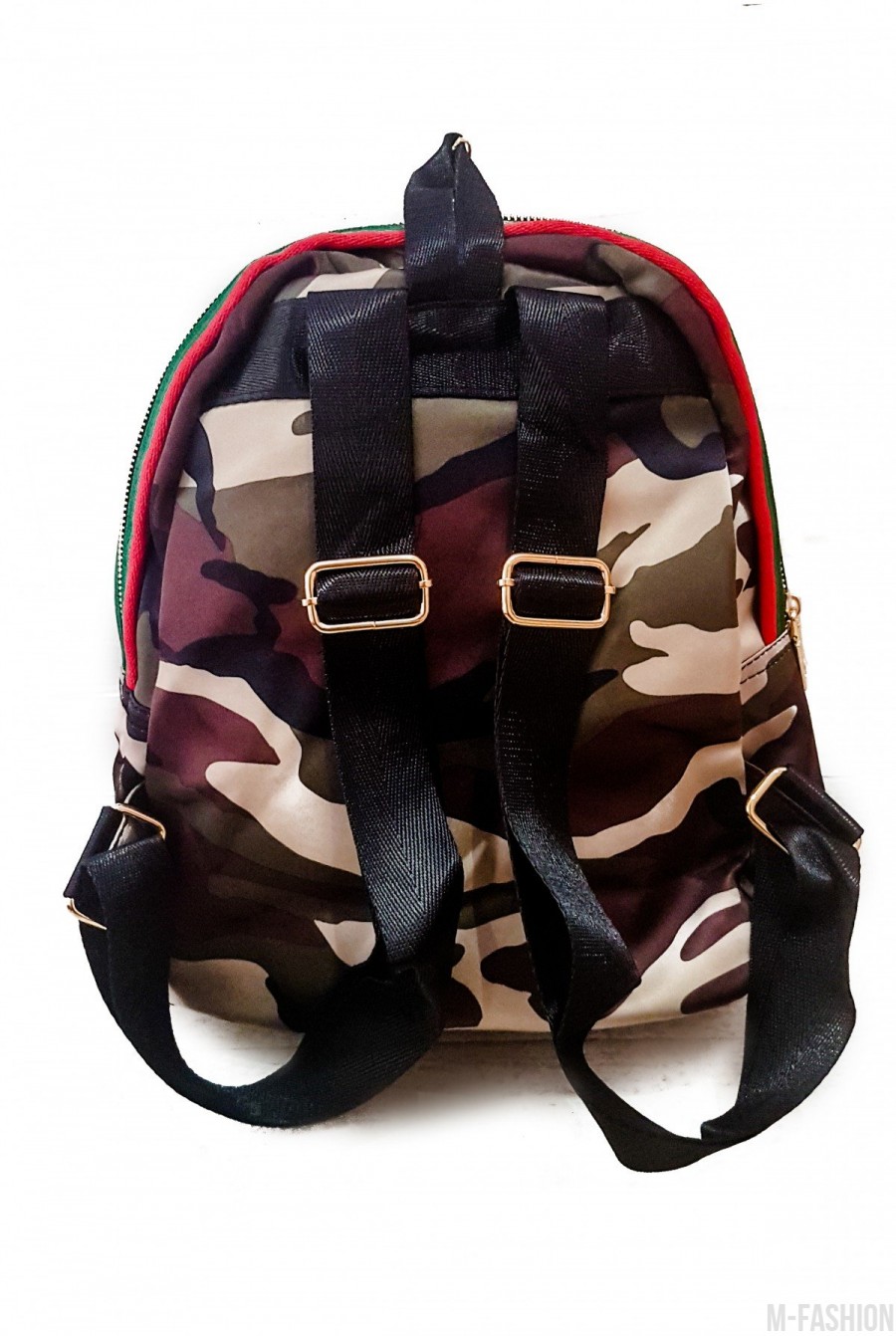 Женский камуфляжный рюкзак с контрастными молниями- Фото 4