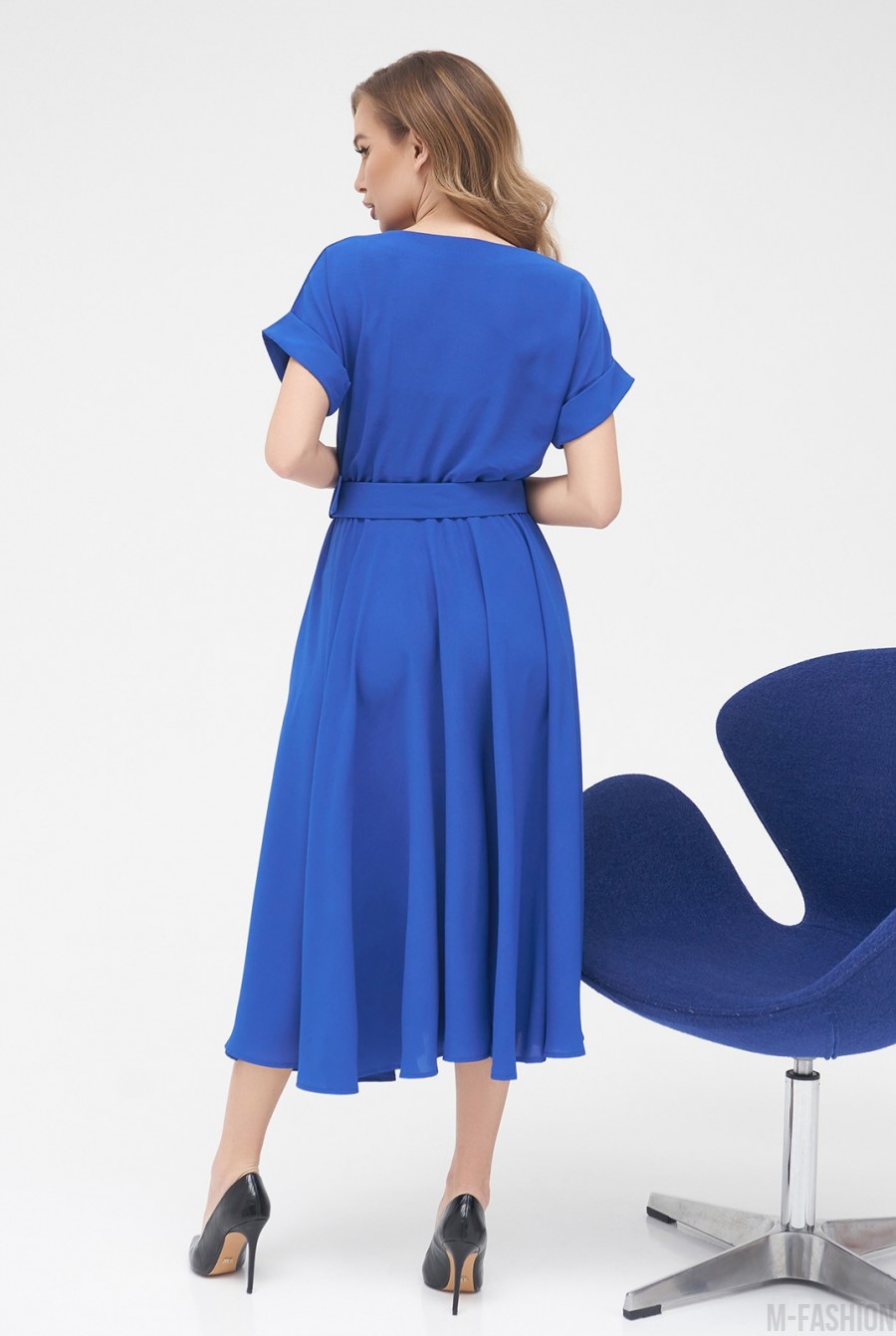 Синее классическое платье с расклешенным низом- Фото 3