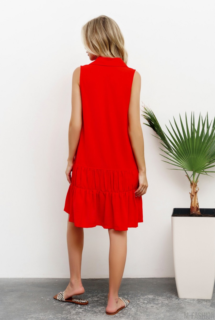 Красное платье-рубашка с воланами- Фото 3