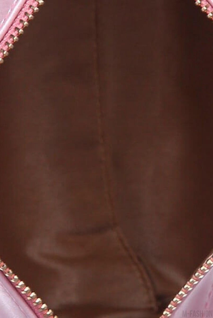 Кожаная косметичка клатч с перламутровым отливом и ремешком-петелькой для руки- Фото 3