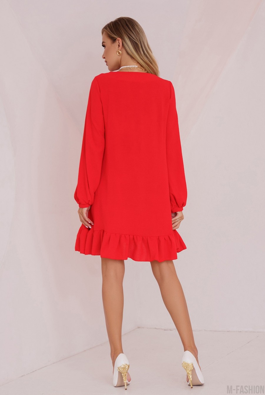 Красное текстурное платье-трапеция- Фото 3