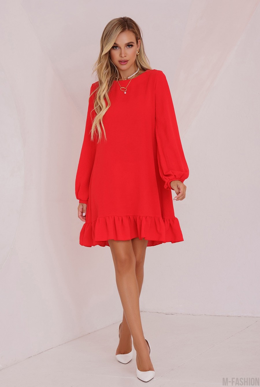 Красное текстурное платье-трапеция - Фото 1