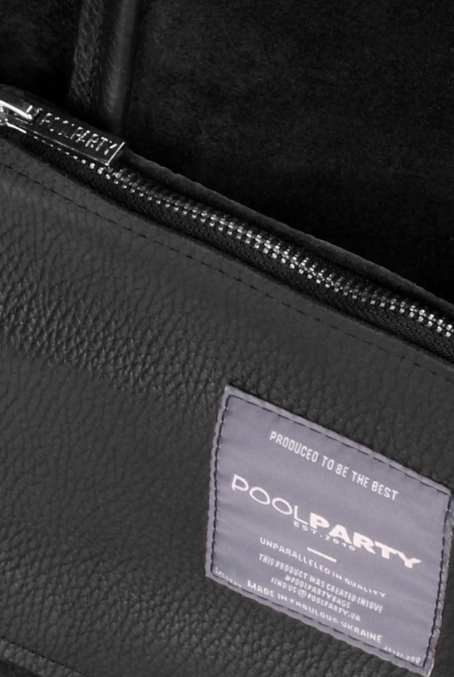 Замшевая черная сумочка Soho с втавками из натуральной кожи- Фото 3
