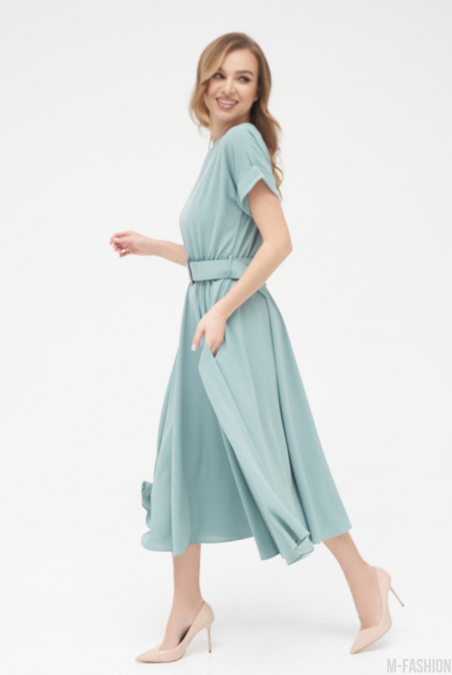 Классическое платье цвета хаки с расклешенным низом- Фото 2