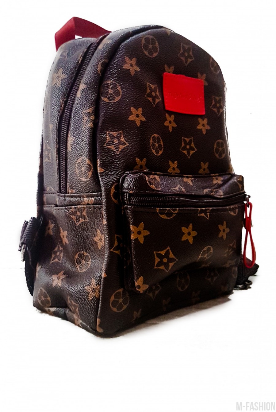 Коричневый рюкзак со светлым рисунком и красными деталями- Фото 3
