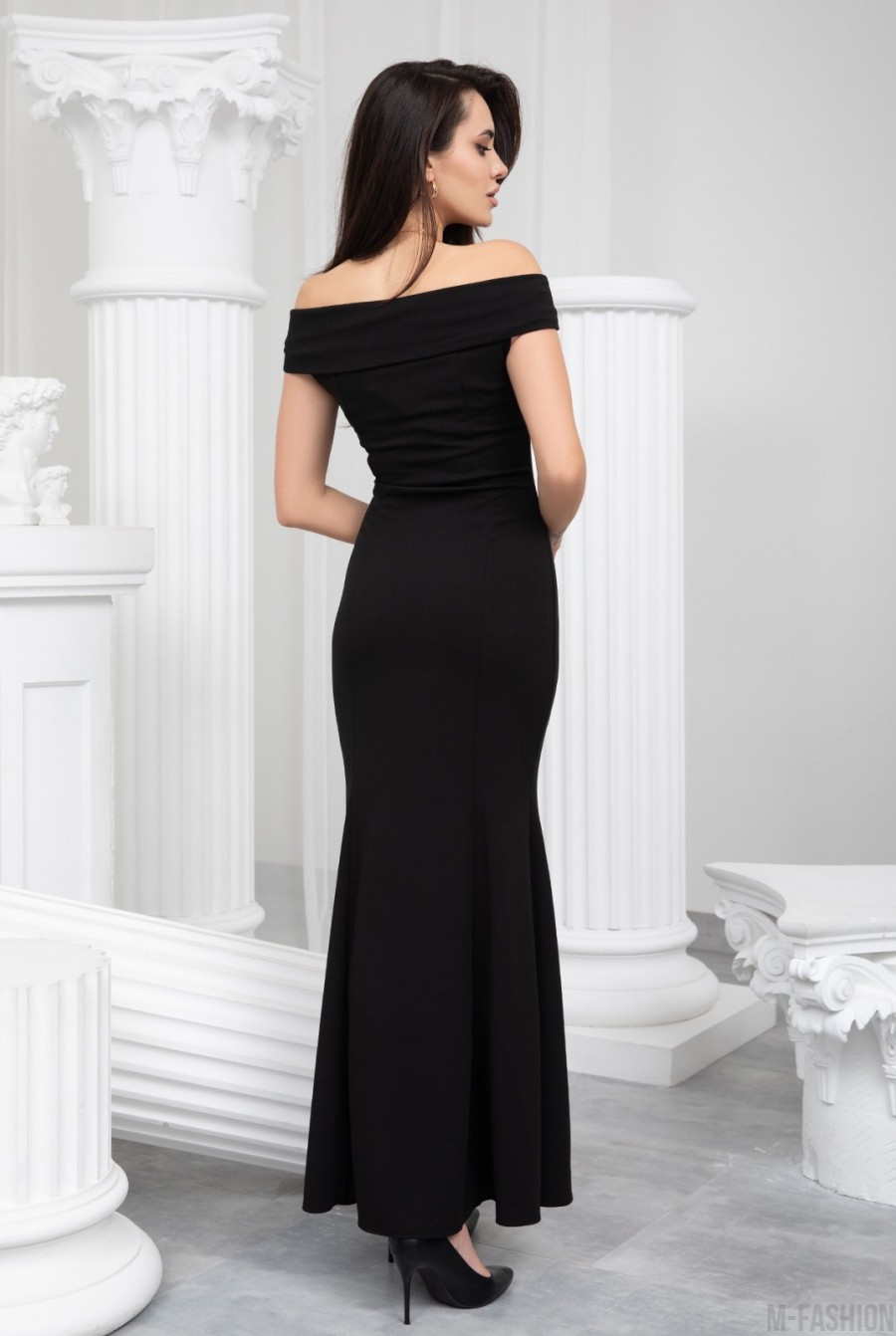 Черное длинное вечернее платье с разрезом- Фото 3