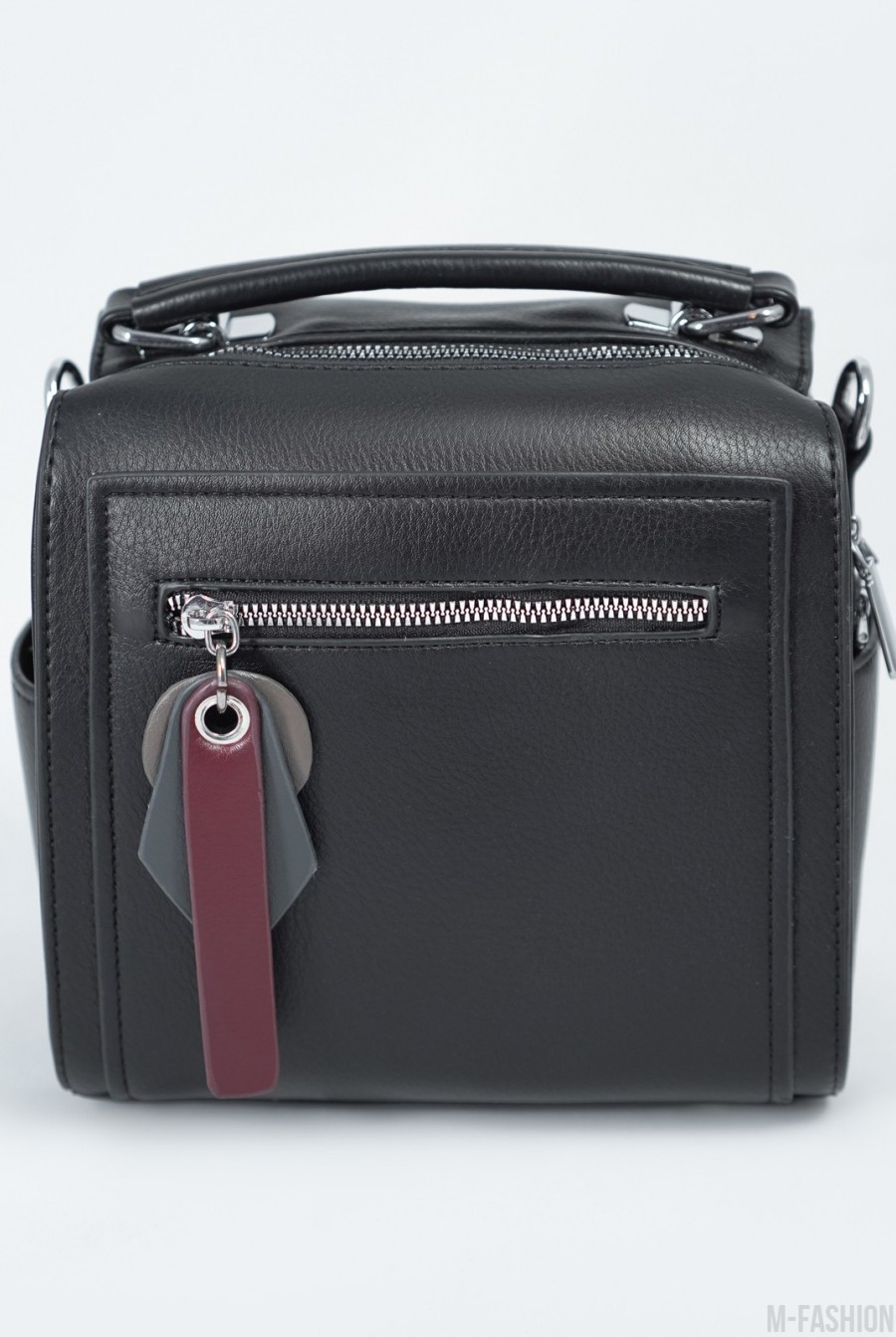 Черная каркасная квадратная сумка-чемоданчик - Фото 1