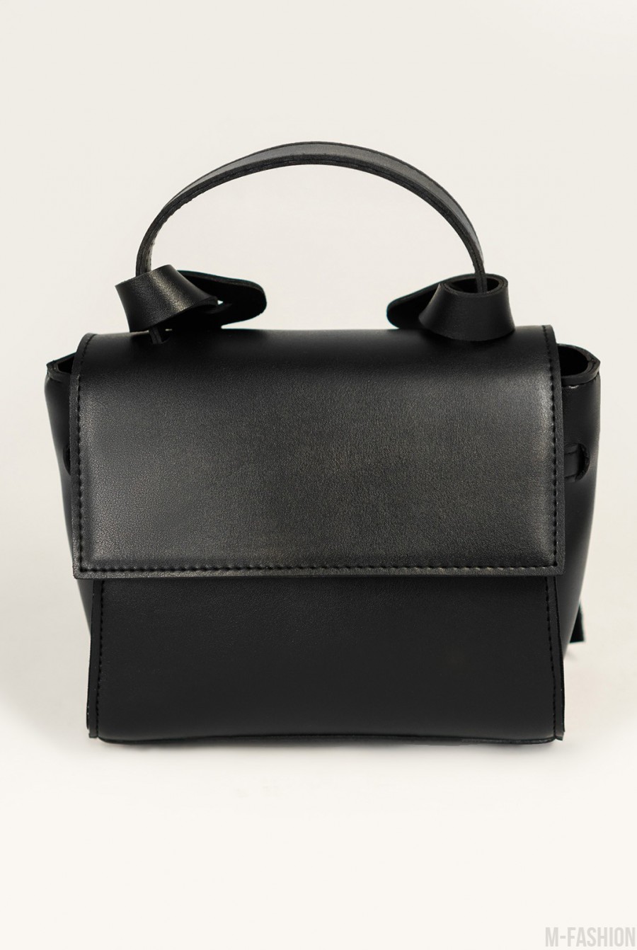Черная кожаная сумка-чемоданчик - Фото 1