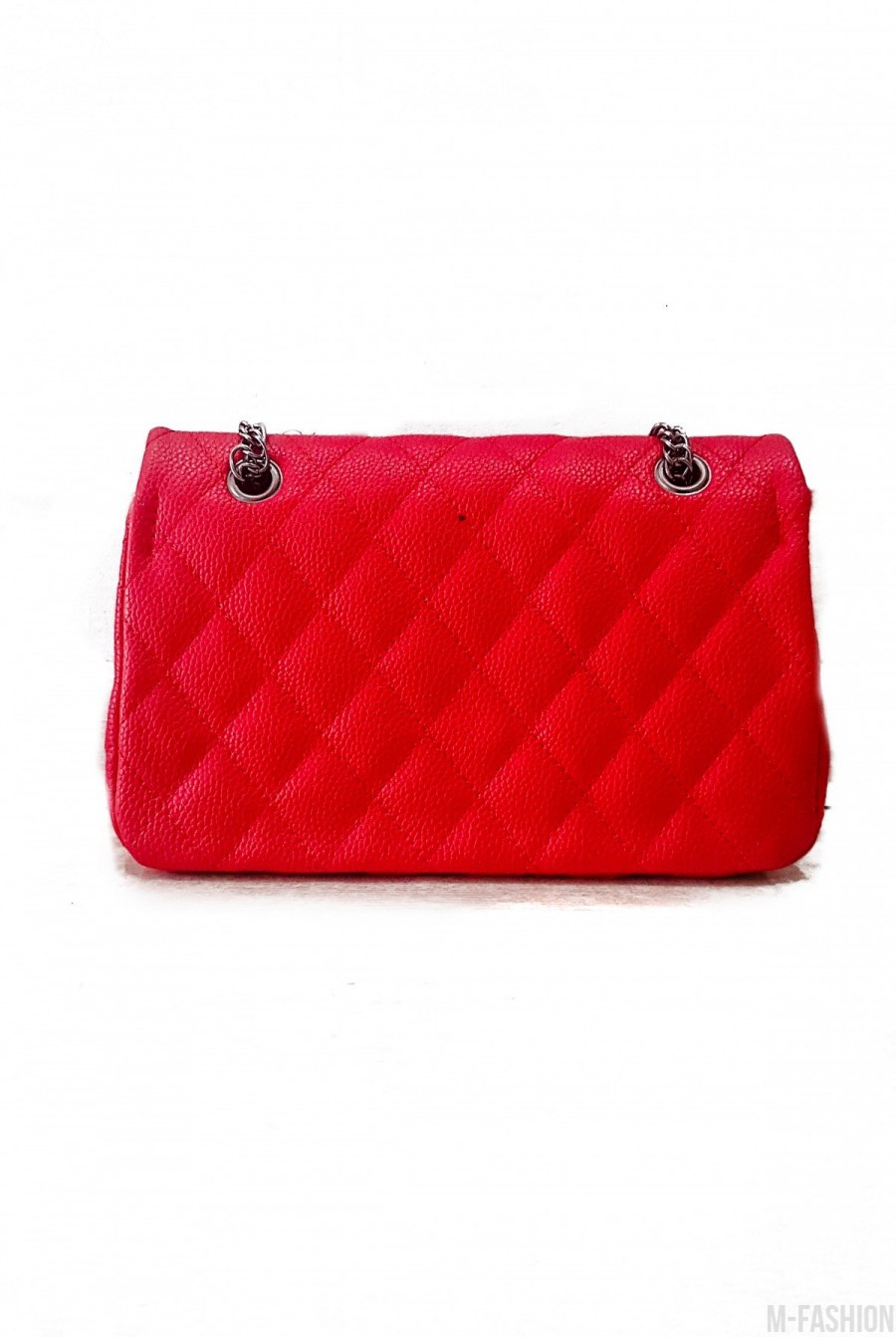 Красная сумочка-клатч из прошитой эко-кожи с фурнитурой- Фото 4