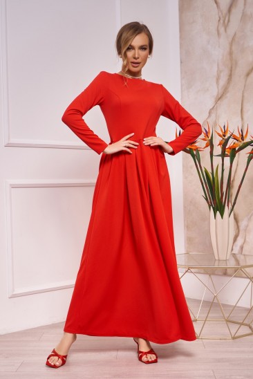 Красное классическое платье с длиной в пол