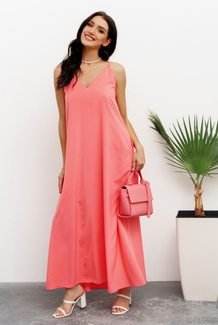 Розовое платье-комбинация расклешенного кроя - Фото 1