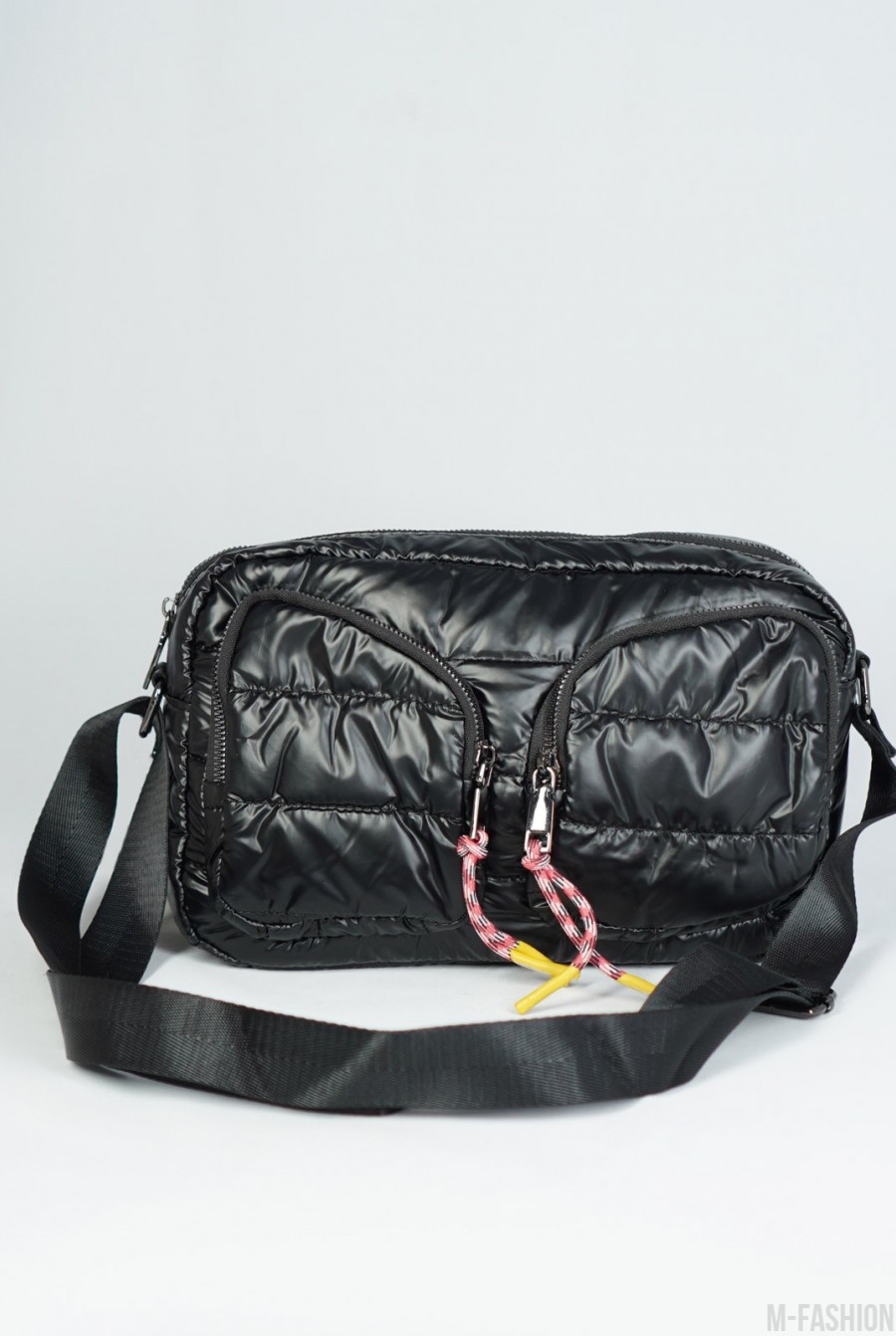 Черная болоньевая стеганая сумка кросс боди- Фото 2