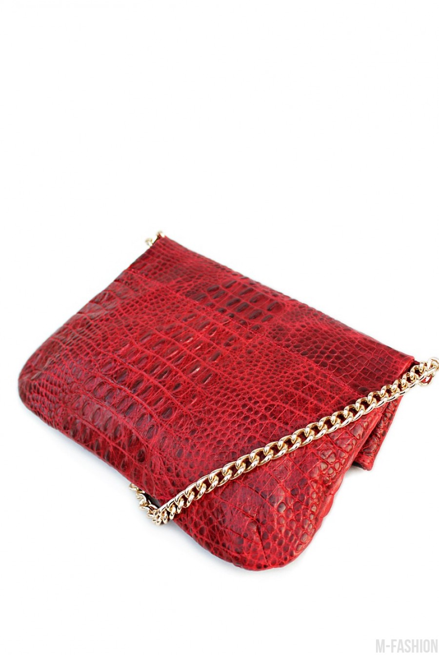 Кожаная красная сумочка-клатч с цепочкой и принтом под рептилию- Фото 2