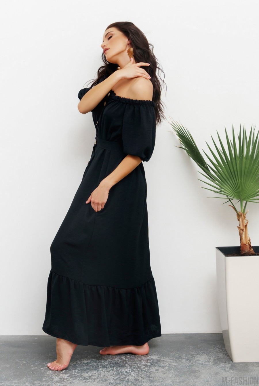 Черное креповое платье на пуговицах с воланом- Фото 2