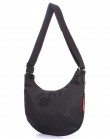 Черная сумочка с удобным ремнем на плечо