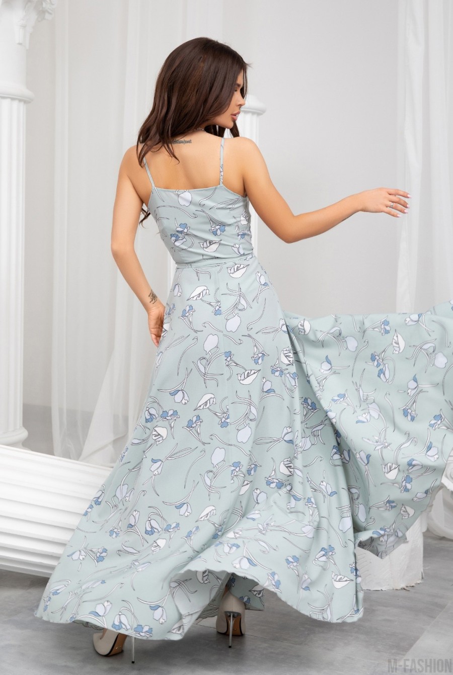 Мятное цветочное платье-халат длиной в пол- Фото 3