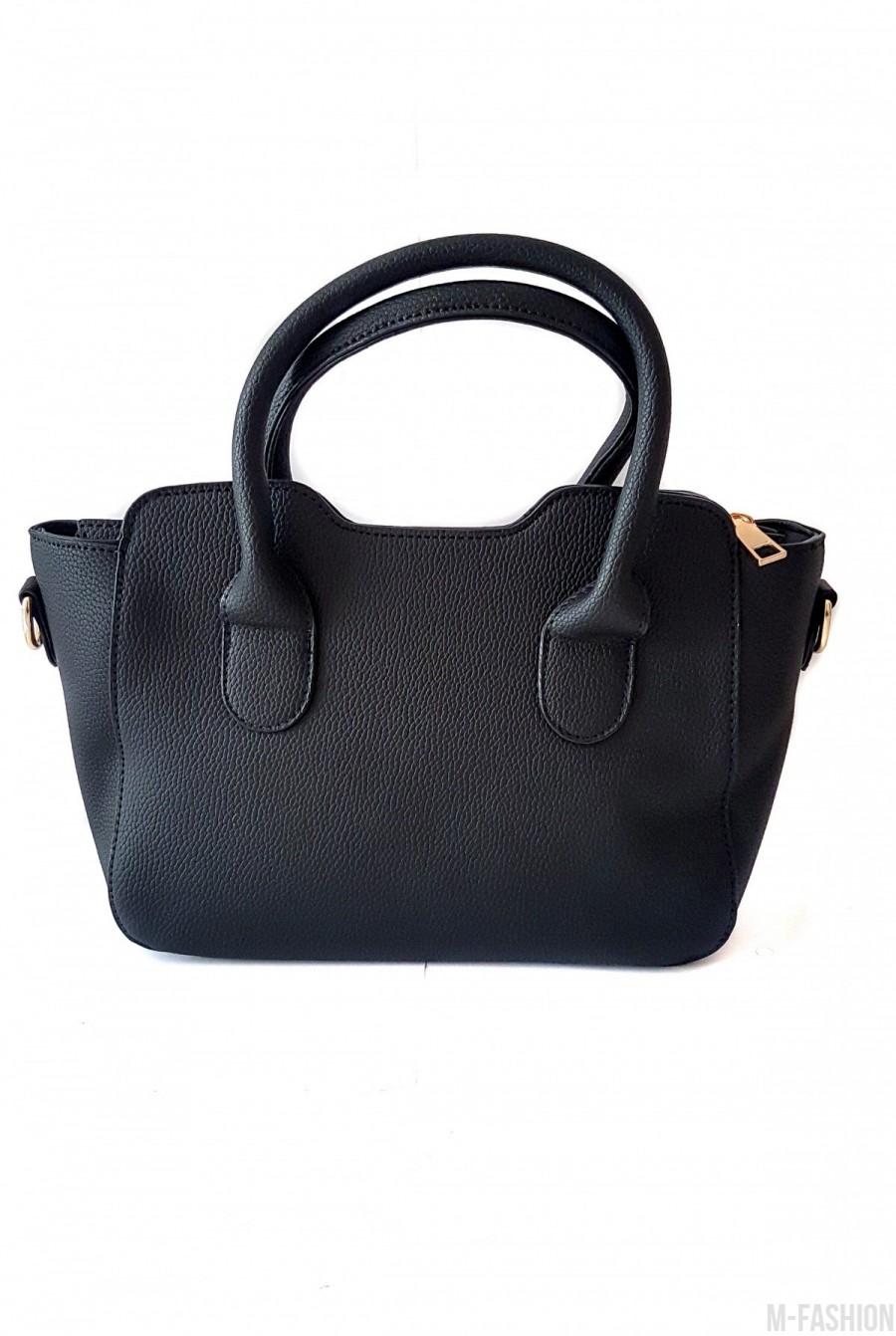 Черная женская сумочка с золотистыми и черными металлическими шипами- Фото 2