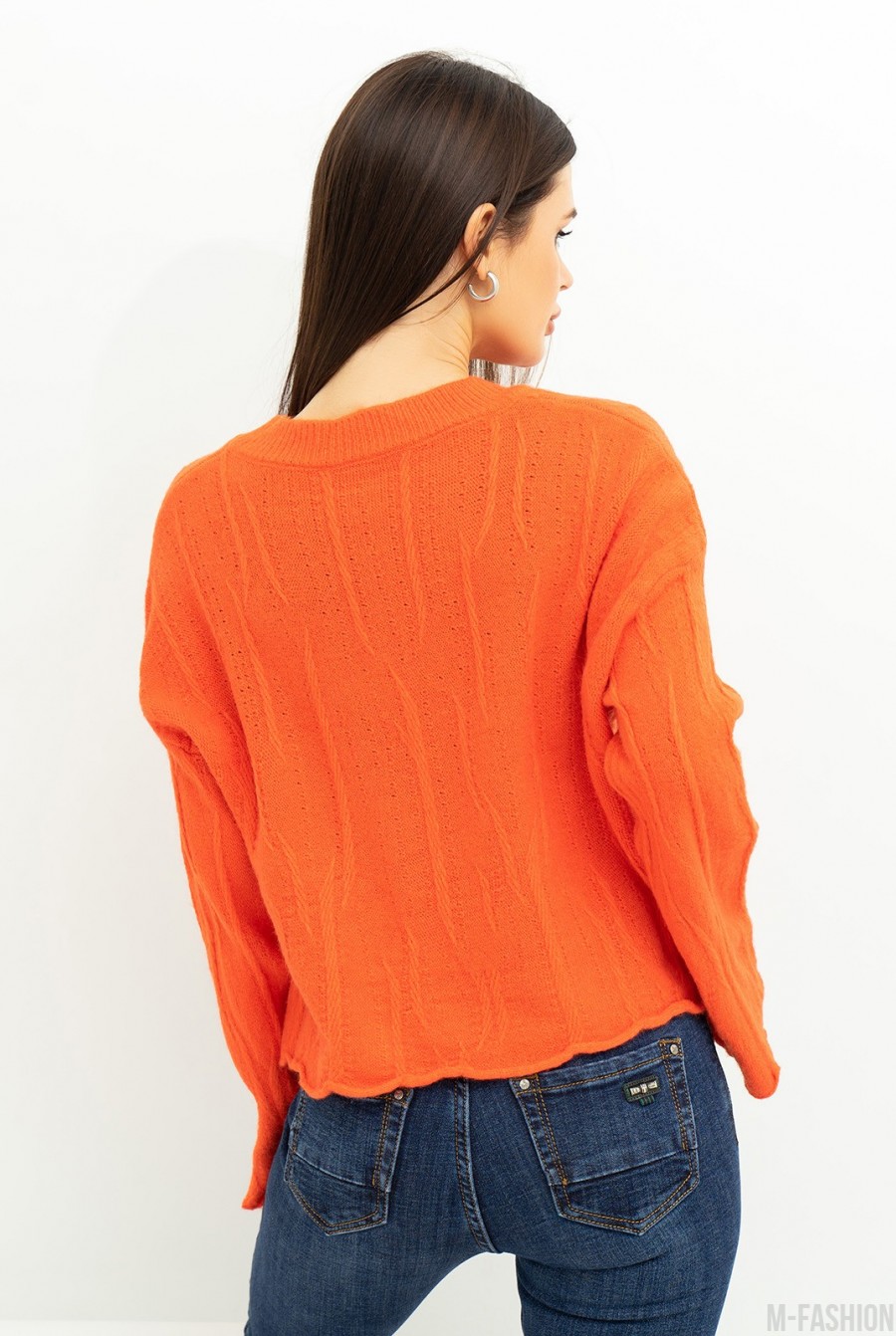 Оранжевый свитер с расклешенными рукавами- Фото 3