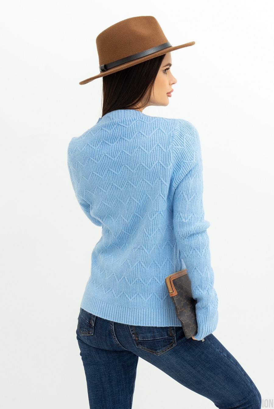 Голубой мягкий свитер с вязаными узорами- Фото 3