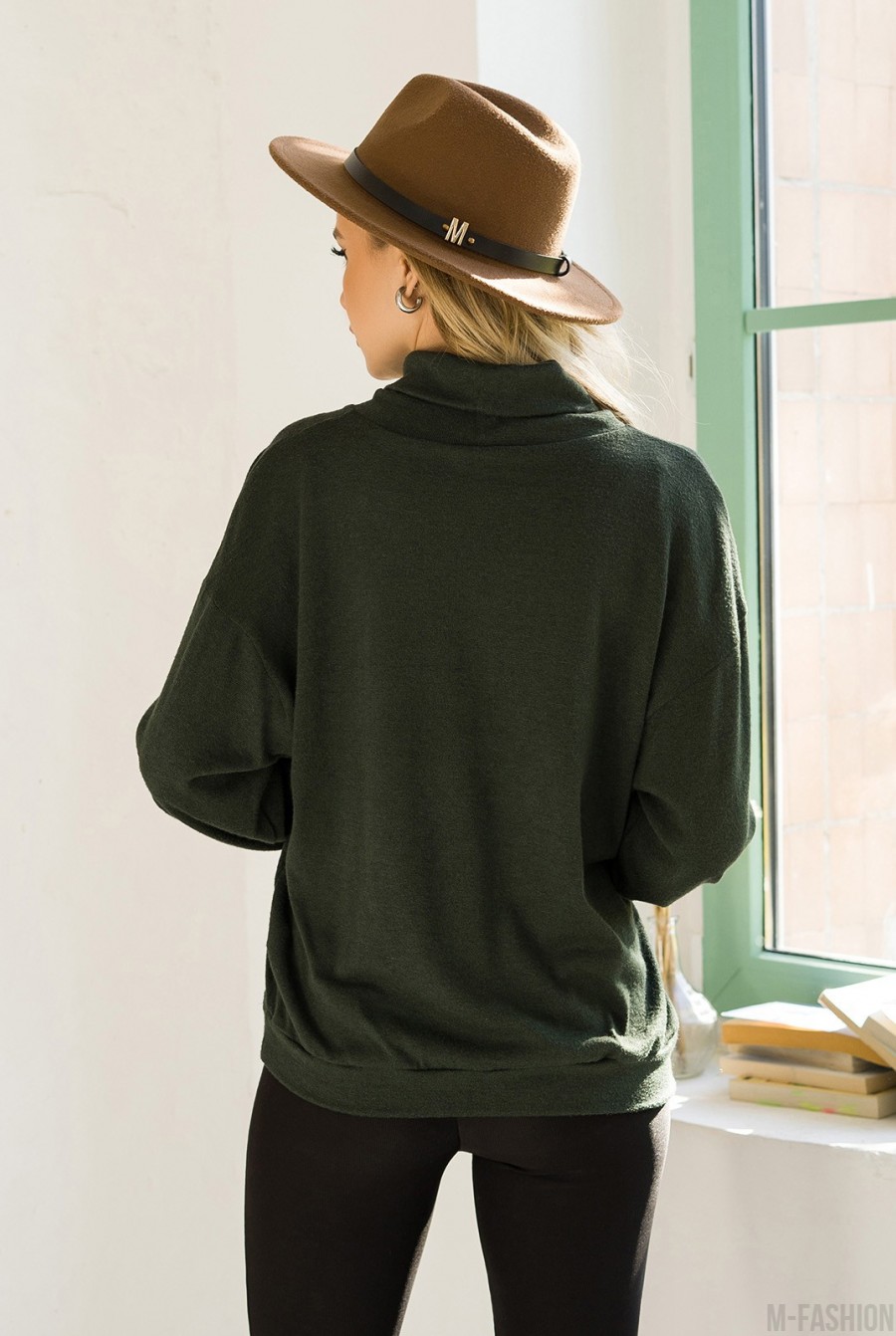 Зеленый ангоровый свитер с хомутом- Фото 3