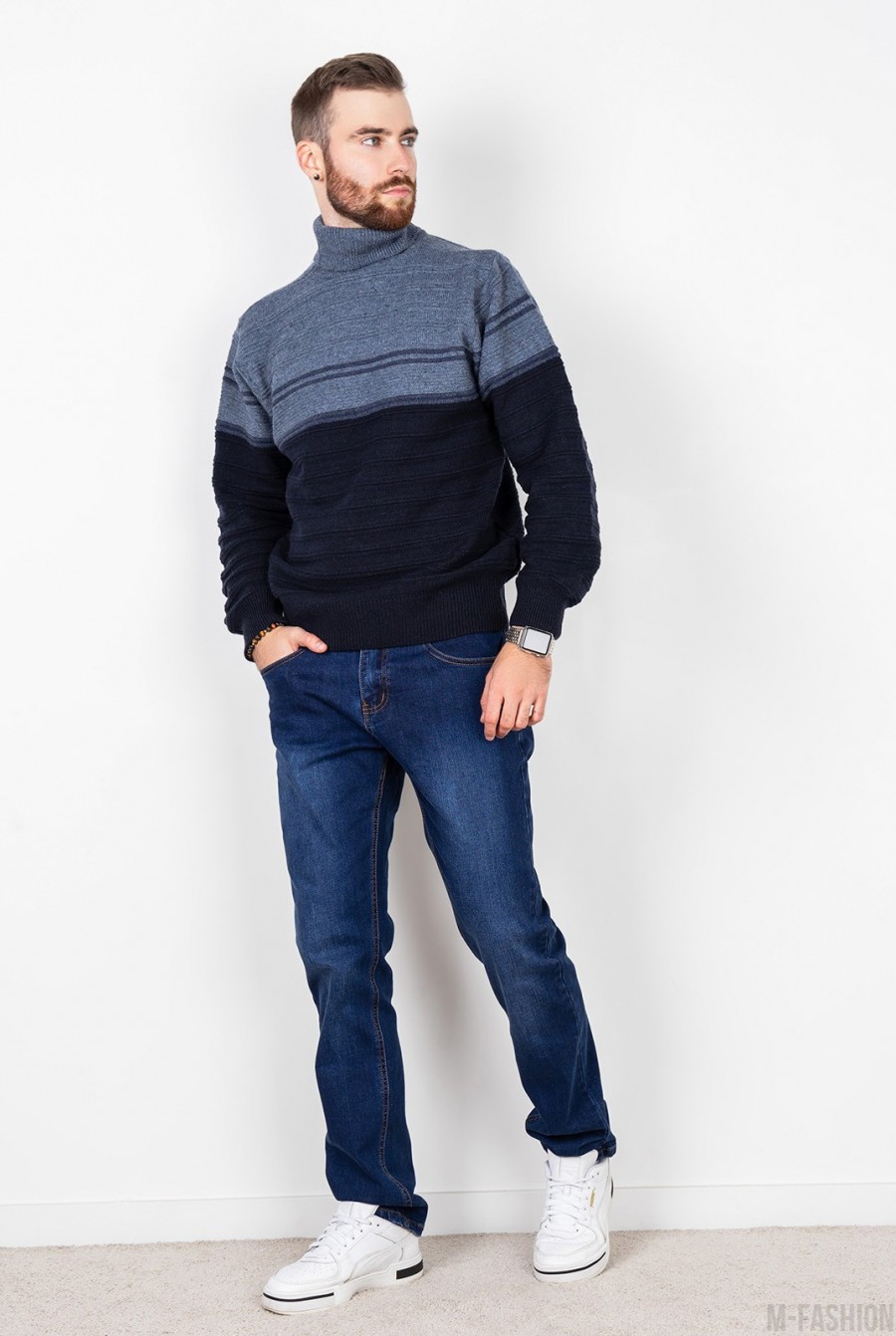 Синий шерстяной свитер с высоким горлом- Фото 4