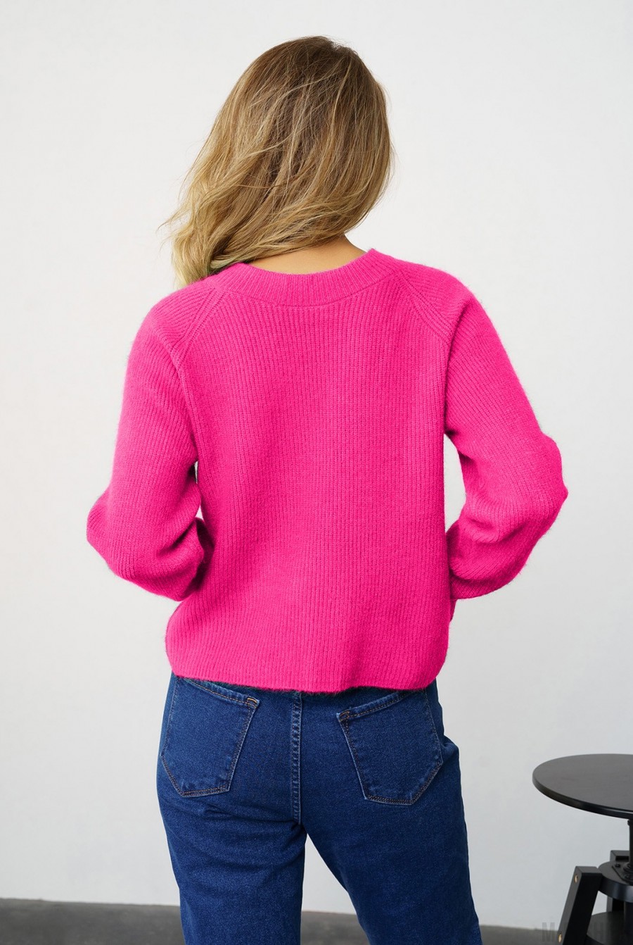 Малиновый шерстяной вязаный свитер- Фото 3