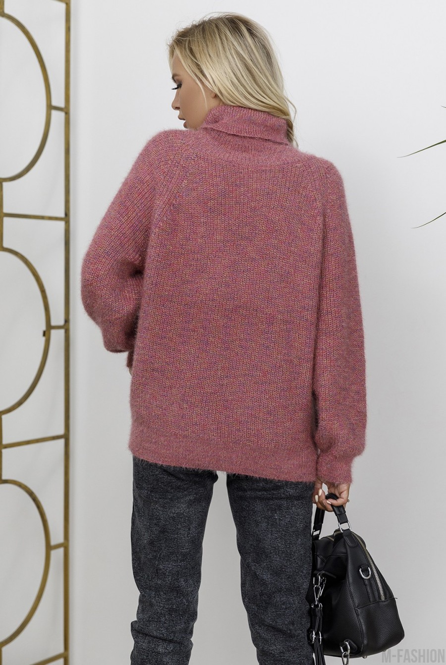 Сиреневый меланжевый вязаный свитер с высоким горлом- Фото 3