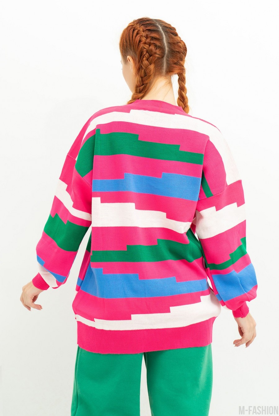 Малиновый удлиненный свитер с геометрическим декором- Фото 3