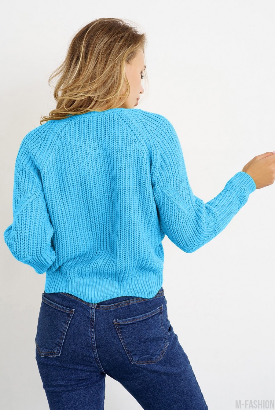 Синий вязаный свитер с фигурным низом- Фото 3