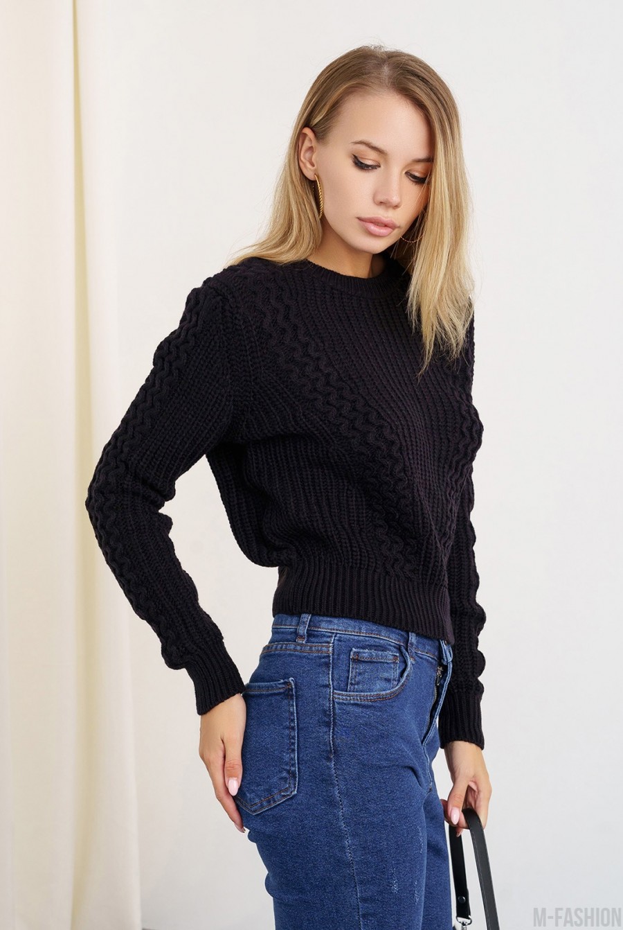 Черный свитер объемной вязки- Фото 2