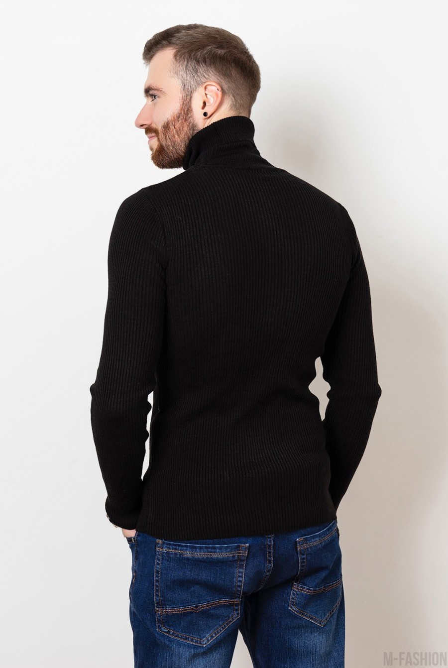 Черный шерстяной свитер с высоким горлом- Фото 3