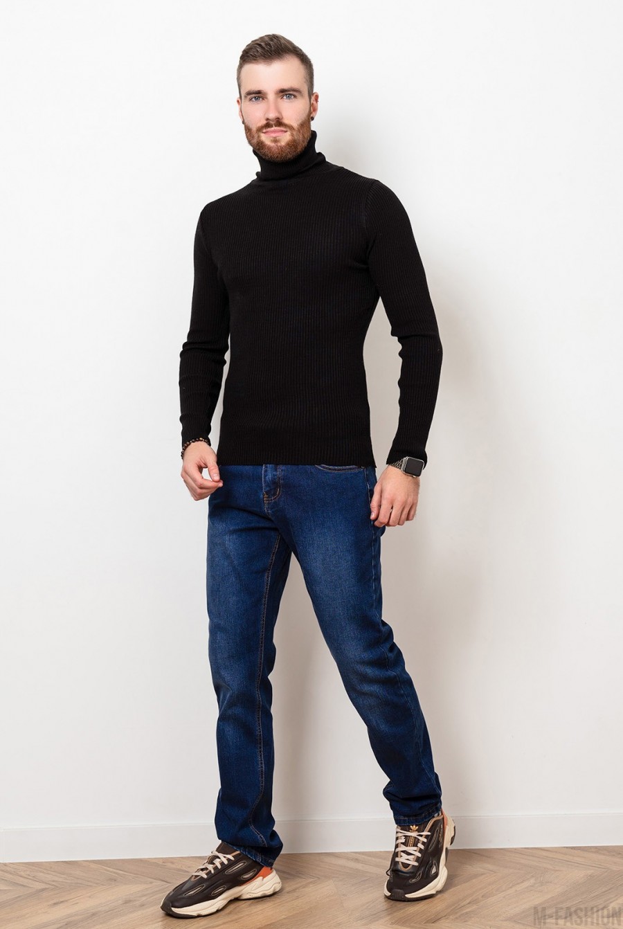Черный шерстяной свитер с высоким горлом - Фото 1