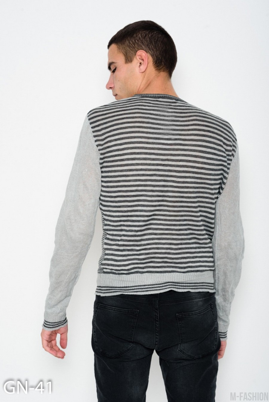 Полосатый свитер из тонкой шерсти с V-образной горловиной- Фото 3