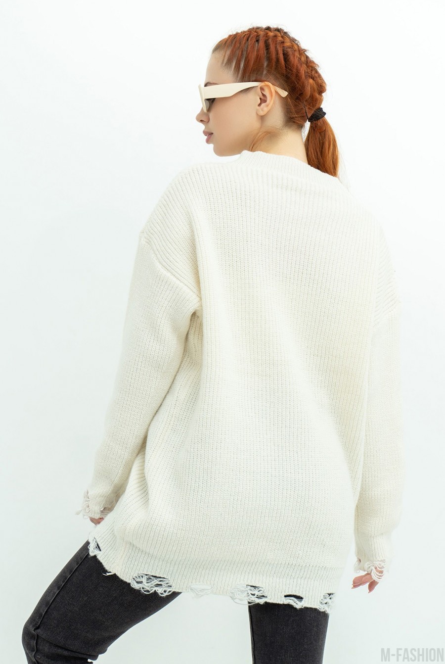 Молочный вязаный пуловер с перфорацией- Фото 3