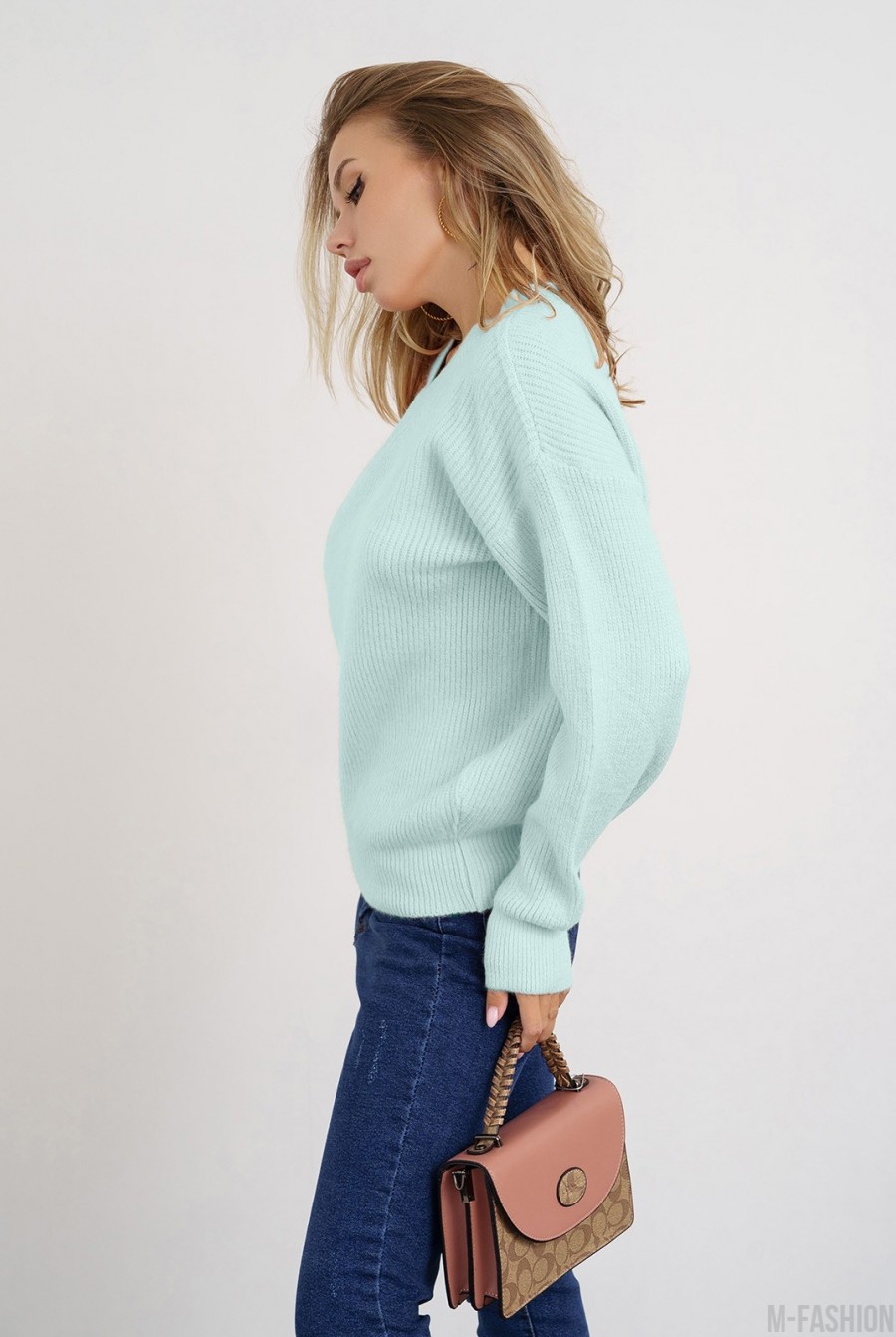 Мятный шерстяной вязаный пуловер- Фото 2