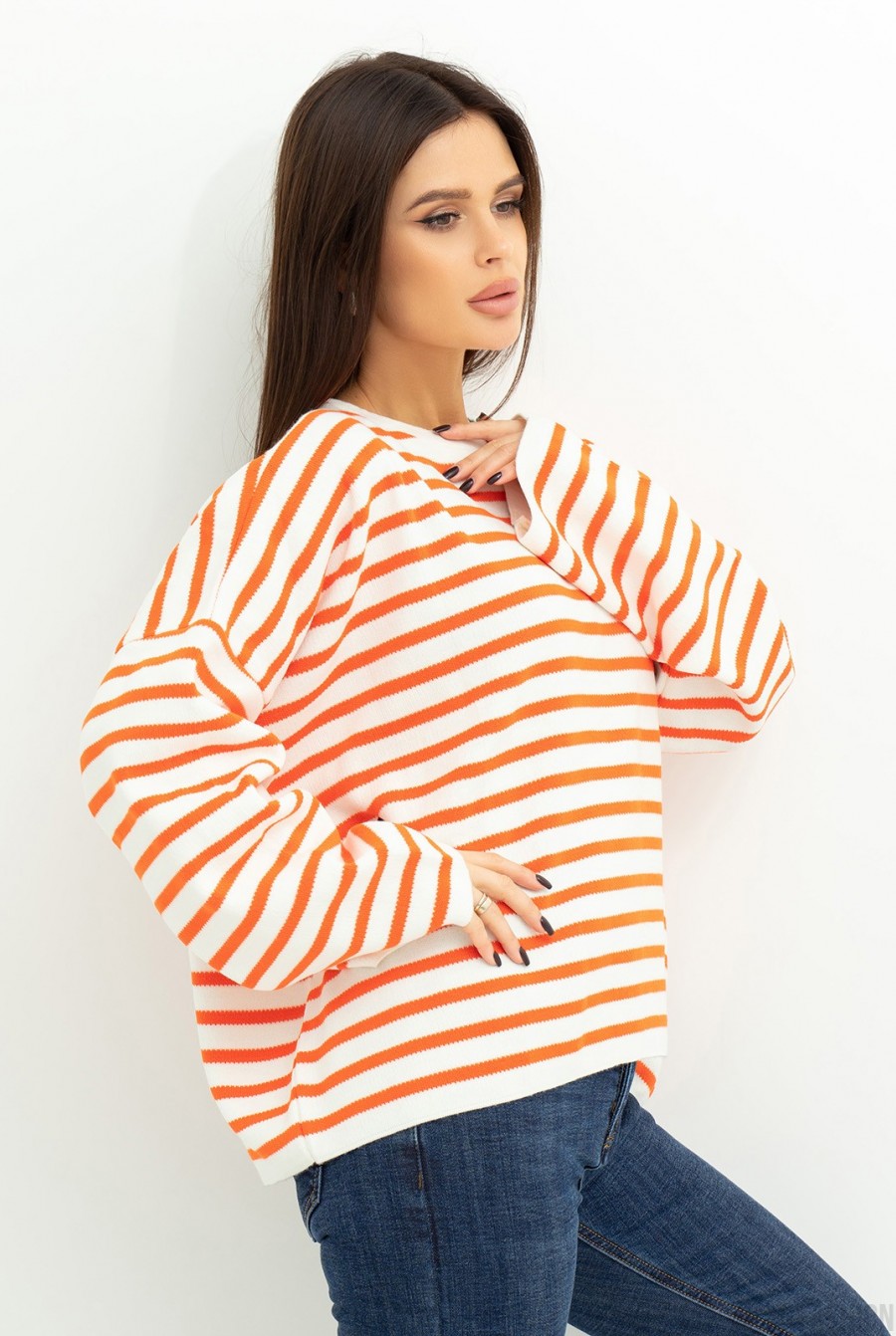 Бело-оранжевый полосатый свитер- Фото 2