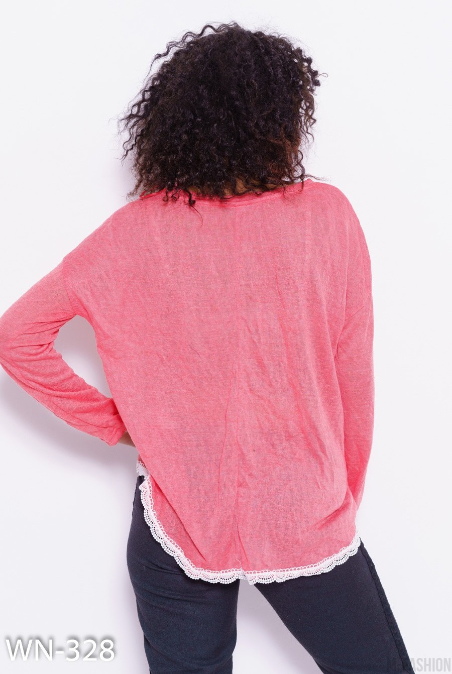 Персиковый тонкий удлиненный свитер с кружевом- Фото 3