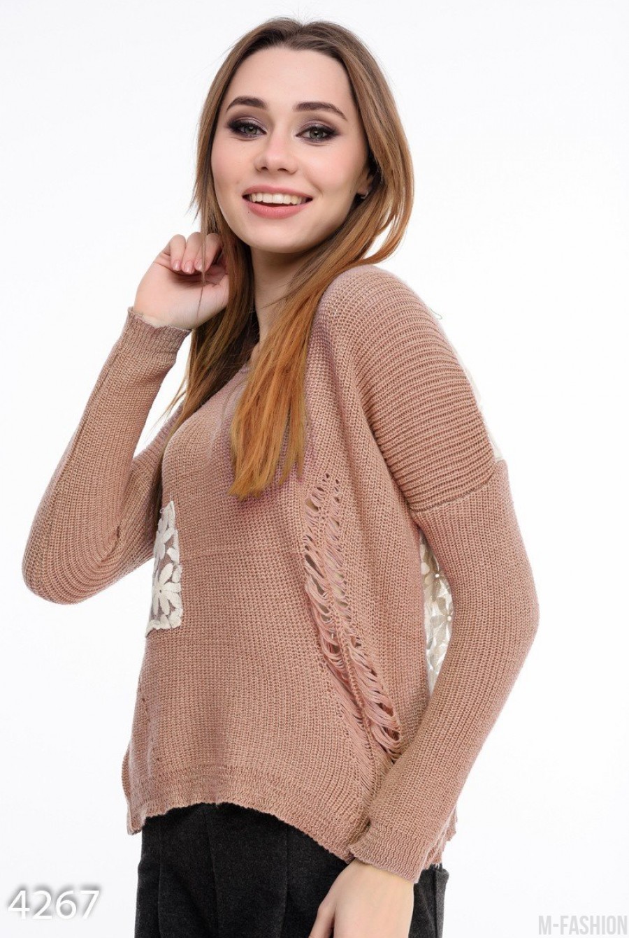 Розовый свободный свитер с полупрозрачной цветочной вставкой- Фото 2
