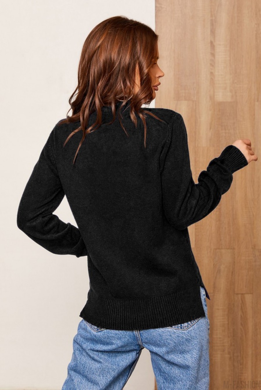 Черный ангоровый свитер с накладным карманом- Фото 3