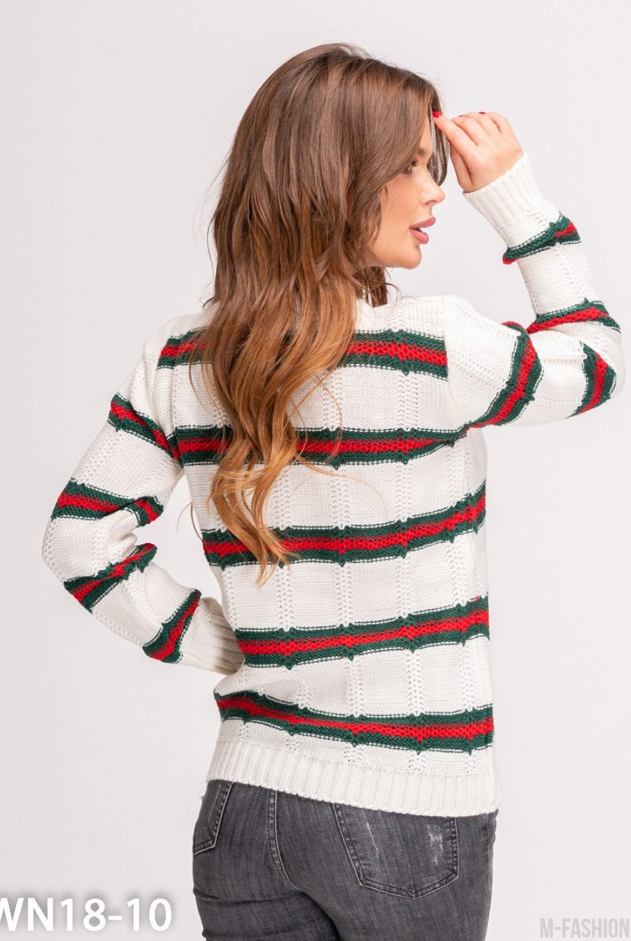 Белый вязаный свитер с красно-зелеными полосками- Фото 5