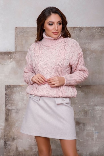 Розовый вязаный теплый свитер-гольф