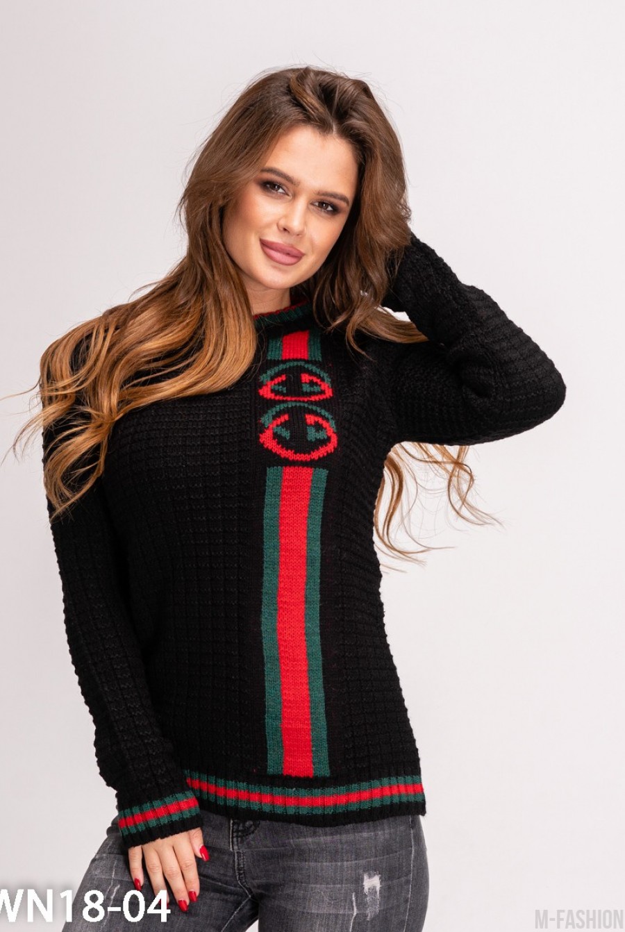 Черный свитер с красно-зеленым узором - Фото 1