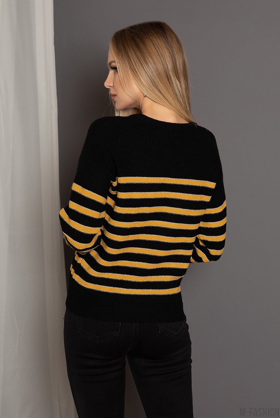 Черно-желтый вязаный полосатый свитер с люрексом- Фото 3