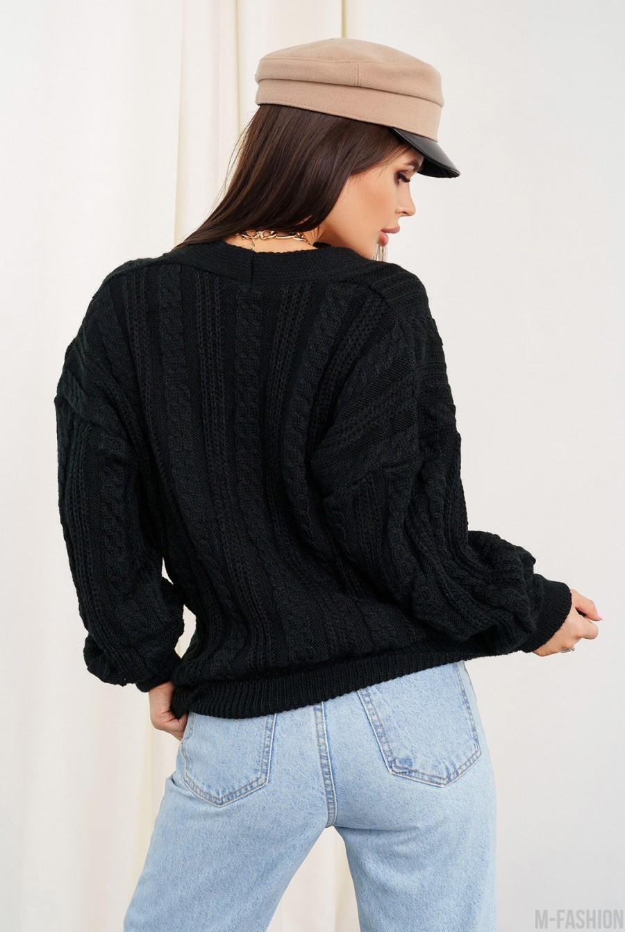 Черный вязаный свитер на пуговицах- Фото 3