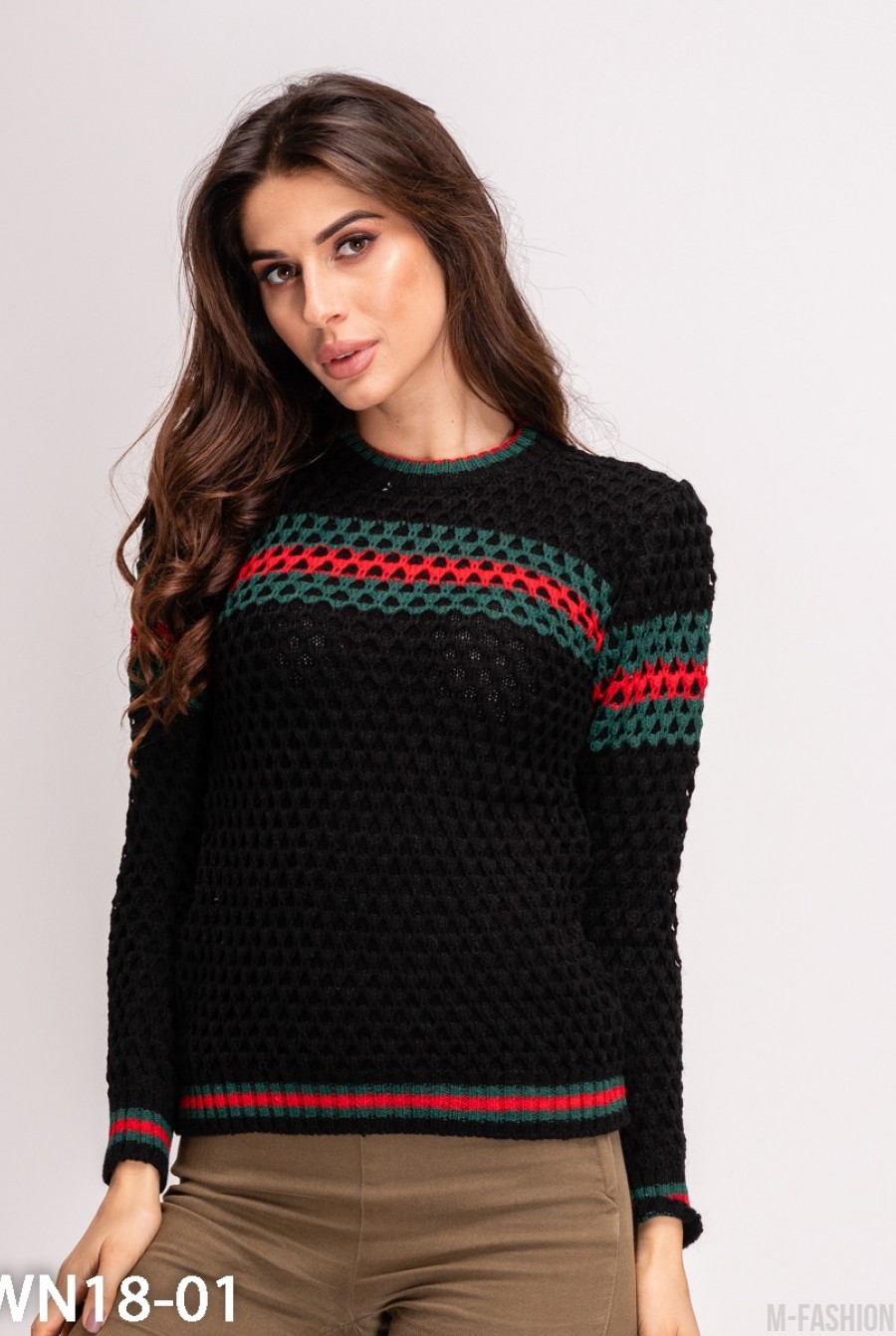 Черный шерстяной свитер объемной вязки с цветным декором - Фото 1